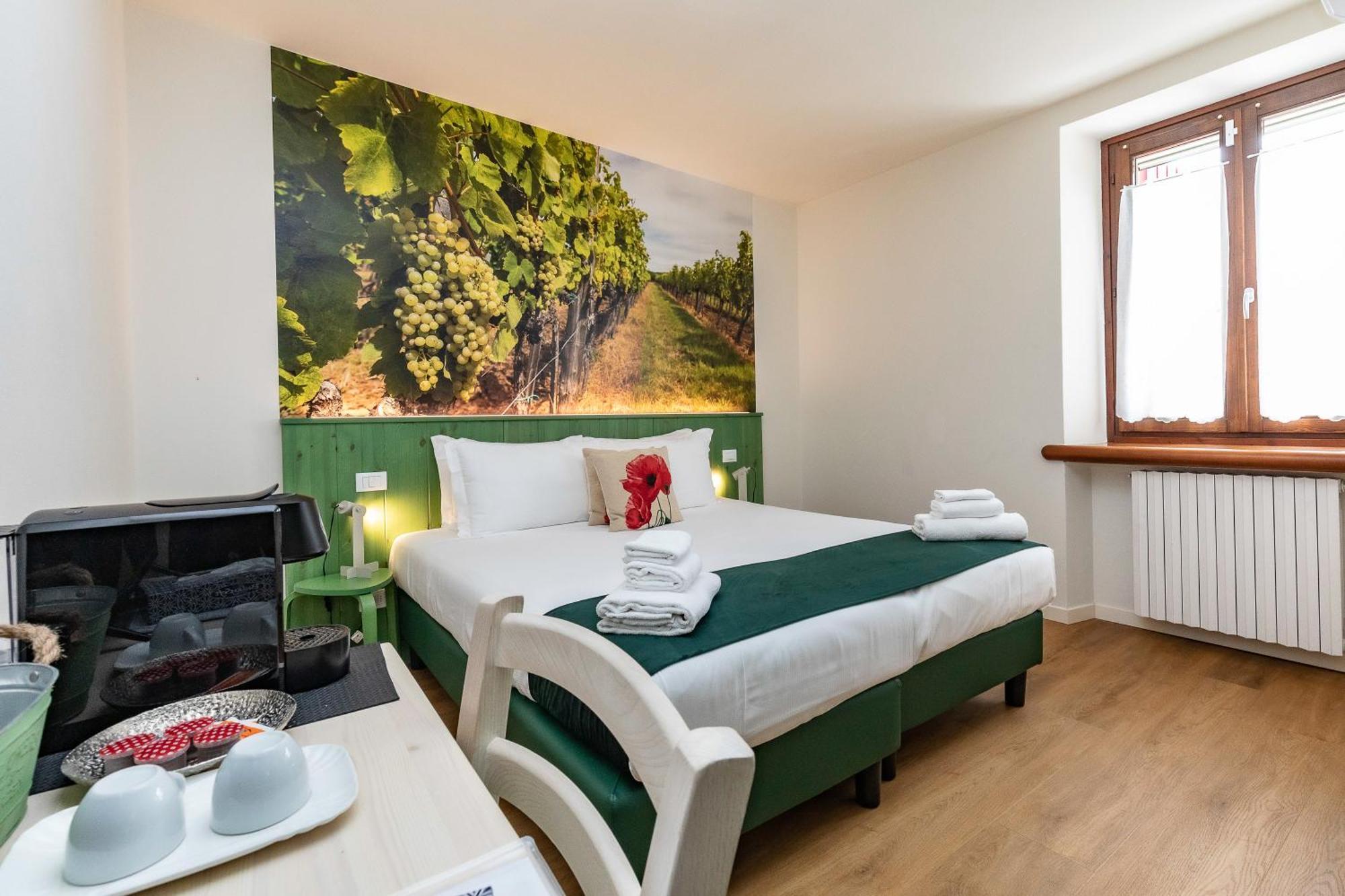 Locanda Il Cavallino Валеджо-суль-Минчо Экстерьер фото